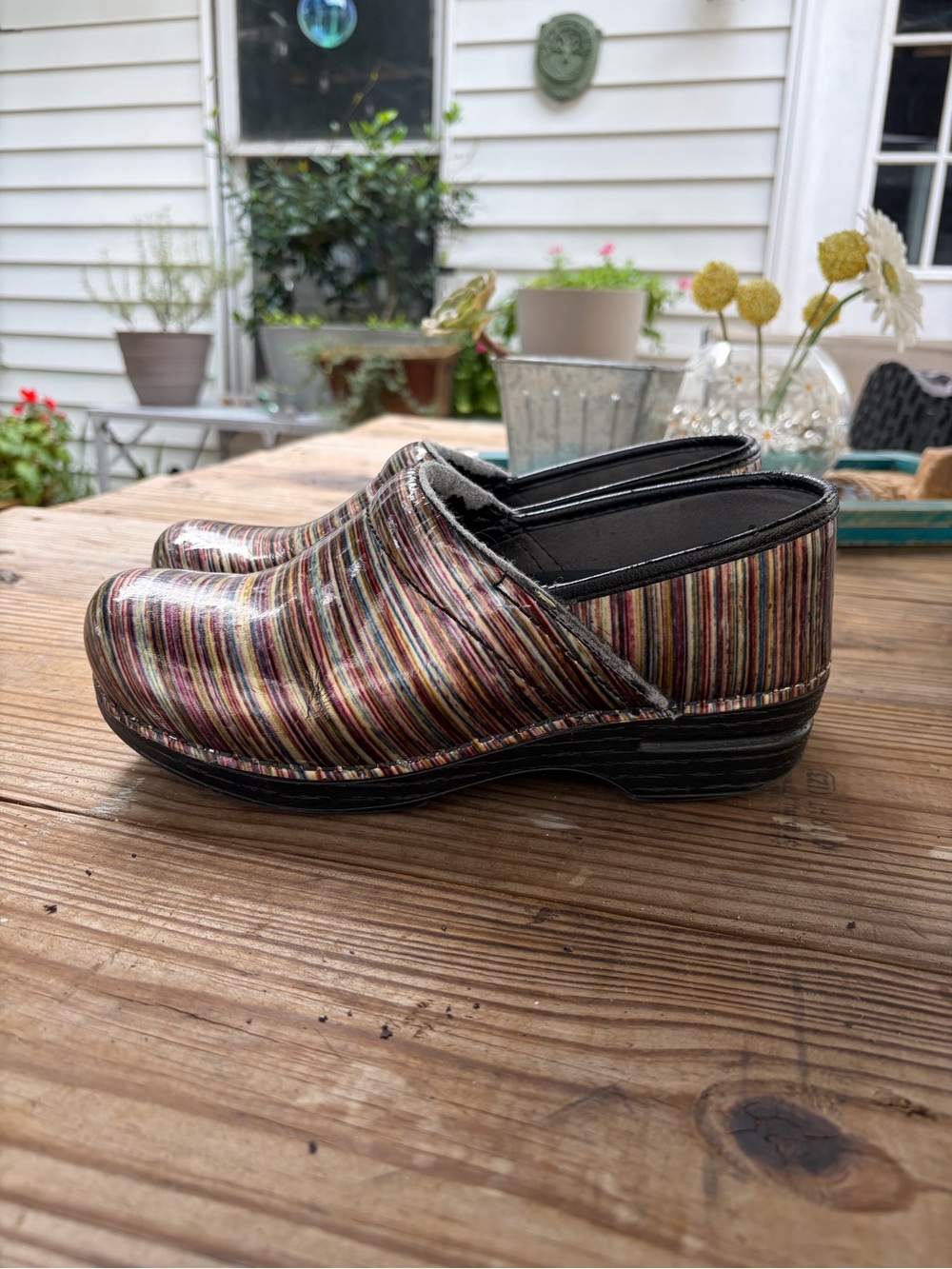 Dansko XP Women’s 38 Multicolor Striped Leather Professional Clogs Slip On
